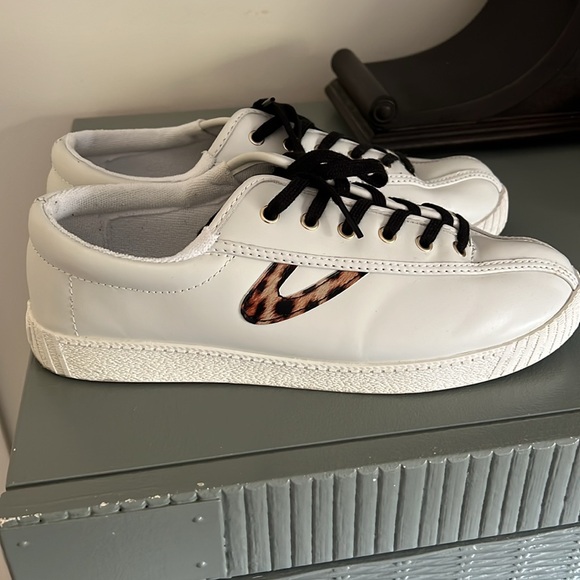 Tretorn Nylite Plus Leather Sneakers in White Leopard - Picture 14 of 15